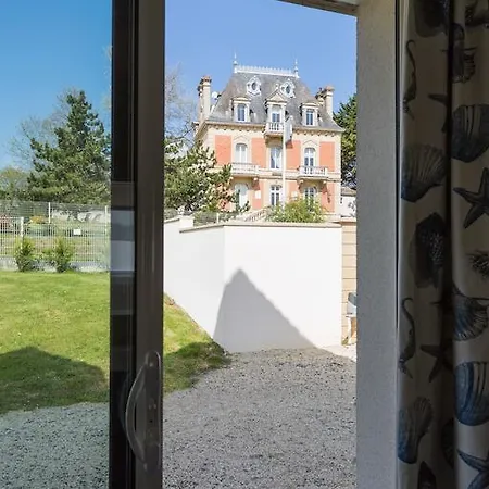 Villa Tracy Guest House Tracy-sur-Mer