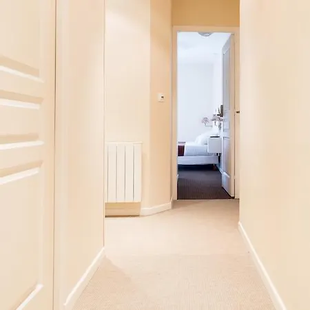 Villa Tracy Guest House 4*